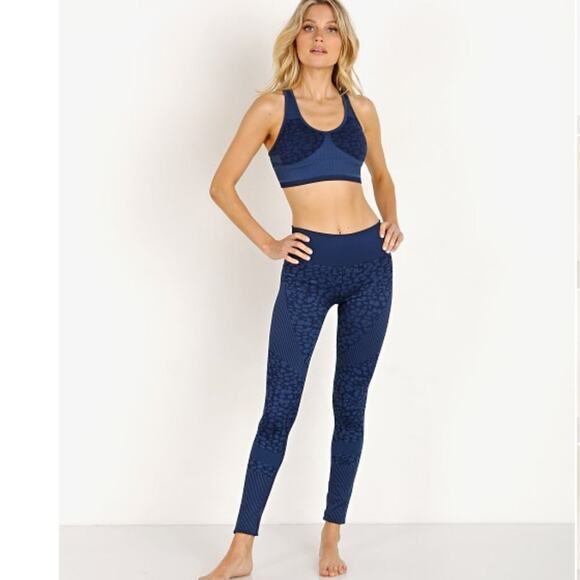 Varley Quincy Navy Leopard Seamless Compression Active Leggings Athleisure Sz S - Picture 1 of 11